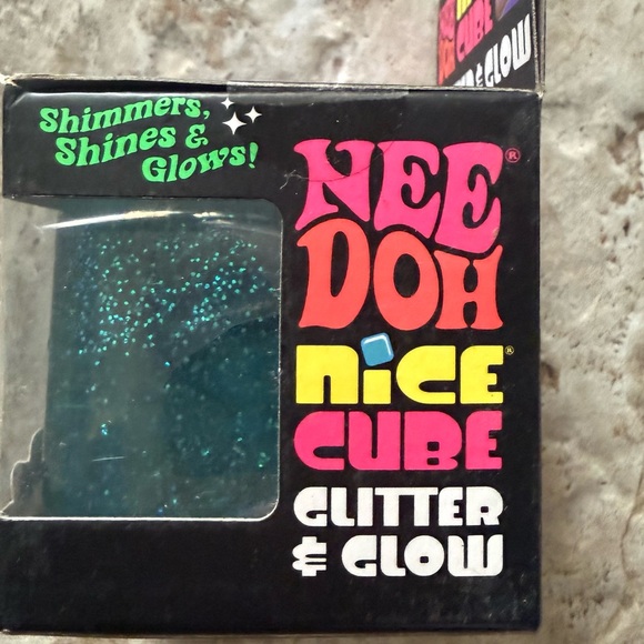 NeeDoh Nice Cube Glitter & Glow Squish Toy - Teal - Picture 3 of 5